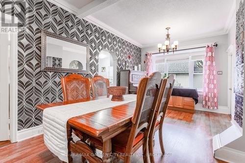 26 Garnet Street, St. Catharines (Facer), ON - Indoor Photo Showing Dining Room