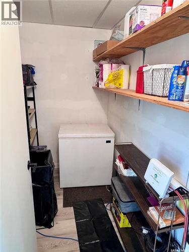 69 Snedden Crescent, Maple Bush Rm No. 224, SK - Indoor With Storage