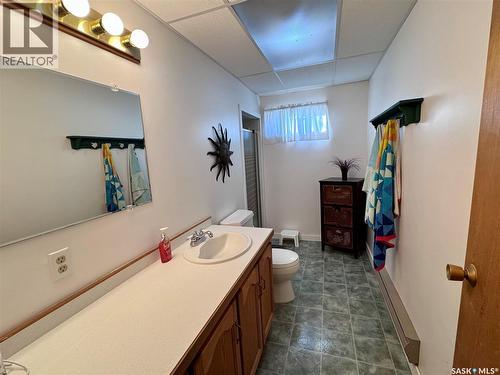 69 Snedden Crescent, Maple Bush Rm No. 224, SK - Indoor Photo Showing Bathroom