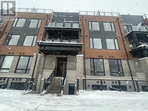 25 - 109 Marydale Avenue, Markham, ON - Outdoor