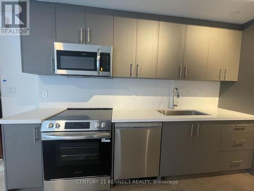 25 - 109 Marydale Avenue, Markham, ON - Indoor Photo Showing Kitchen