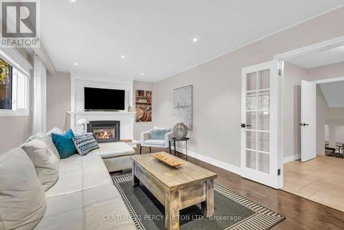 3477 Bridgewood Drive, Mississauga, ON - Indoor Photo Showing Living Room With Fireplace