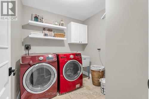 3477 Bridgewood Drive, Mississauga, ON - Indoor Photo Showing Laundry Room