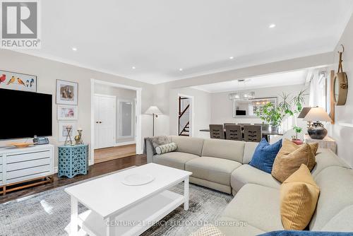 3477 Bridgewood Drive, Mississauga, ON - Indoor Photo Showing Living Room