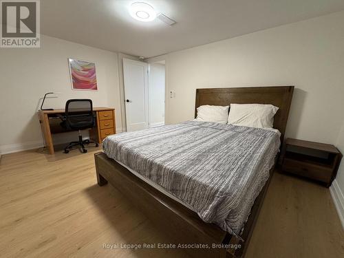 Bsmt - 65 North Heights Road, Toronto, ON - Indoor Photo Showing Bedroom