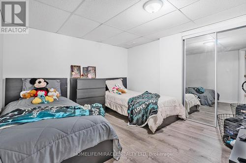 71 Skyvalley Drive, Brampton, ON - Indoor Photo Showing Bedroom