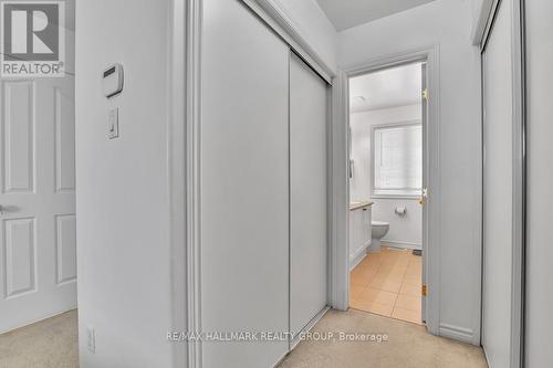 walk through closet - 702 Mud Creek Crescent, Ottawa, ON - Indoor Photo Showing Other Room