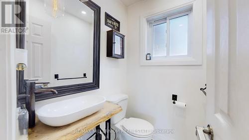 67 Sherin Court, Caledon, ON - Indoor Photo Showing Bathroom