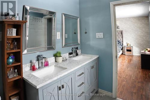27 Pine Tree Drive, South Bruce Peninsula, ON - Indoor Photo Showing Bathroom
