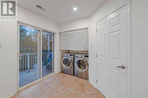 376 Wiffen Private, Ottawa, ON - Indoor Photo Showing Laundry Room