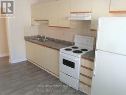 4 - 2773 LAKE SHORE BOULEVARD W  Toronto, ON M8V 1H4