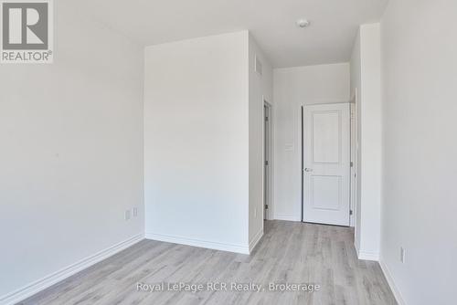 27 Wyn Wood Lane, Orillia, ON - Indoor Photo Showing Other Room