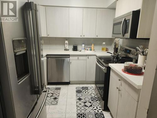 805 - 2470 Eglinton Avenue W, Toronto, ON - Indoor Photo Showing Kitchen