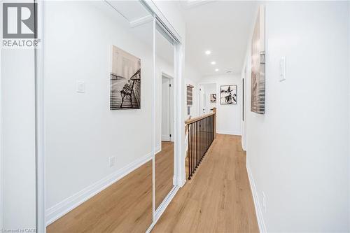 38 Glendale Avenue N, Hamilton, ON - Indoor Photo Showing Other Room