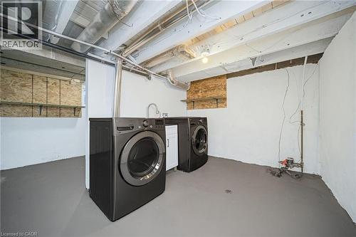 38 Glendale Avenue N, Hamilton, ON - Indoor Photo Showing Laundry Room