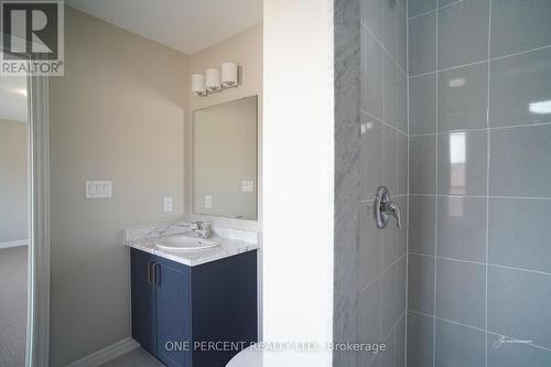Washroom - 242 Springfield Crescent, Clearview (Stayner), ON - Indoor Photo Showing Bathroom
