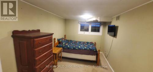 920 Greenwood Crescent, Whitby, ON - Indoor