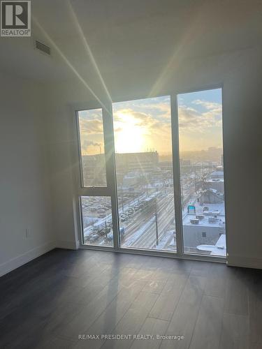 A911 - 705 Davis Drive, Newmarket, ON - Indoor Photo Showing Other Room