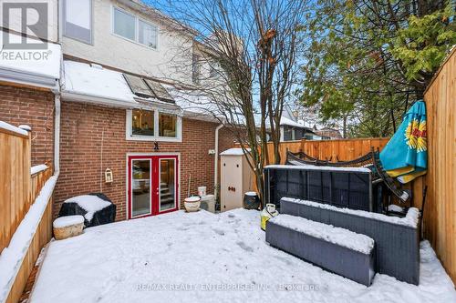 121 Montgomery Avenue, Toronto, ON - Outdoor