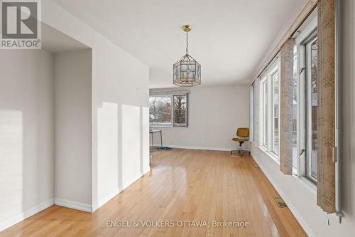 2626 Elmhurst Street, Ottawa, ON - Indoor Photo Showing Other Room