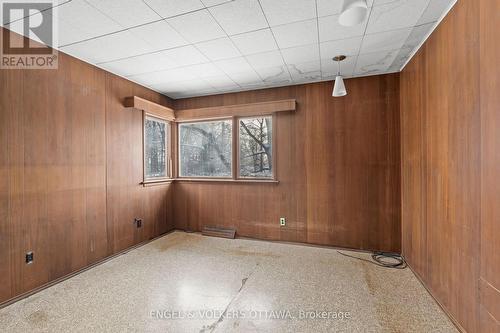 2626 Elmhurst Street, Ottawa, ON - Indoor Photo Showing Other Room