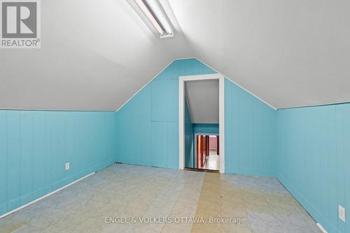 2626 Elmhurst Street, Ottawa, ON - Indoor Photo Showing Other Room