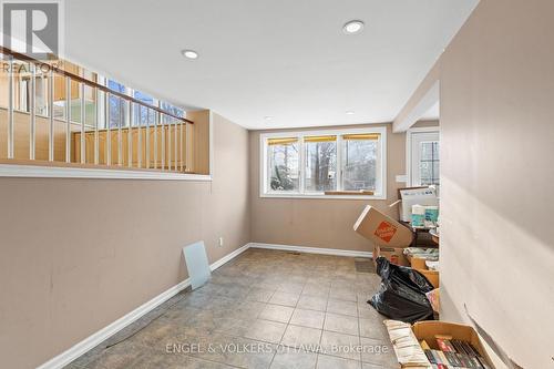 2626 Elmhurst Street, Ottawa, ON - Indoor Photo Showing Other Room
