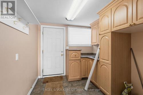 2626 Elmhurst Street, Ottawa, ON - Indoor Photo Showing Other Room