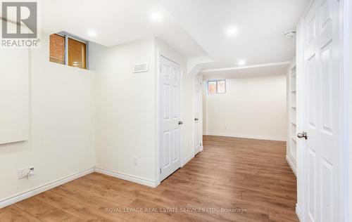 5050 Bunton Crescent, Burlington, ON - Indoor Photo Showing Other Room