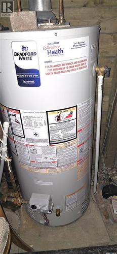 1450 Alexandra Street, Regina, SK - Indoor Photo Showing Basement