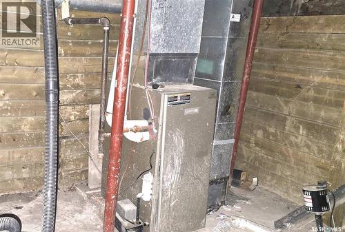 1450 Alexandra Street, Regina, SK - Outdoor