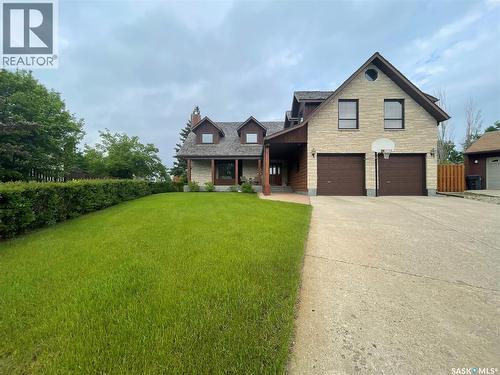 38 Sunset Drive N, Yorkton, SK - Outdoor With Facade