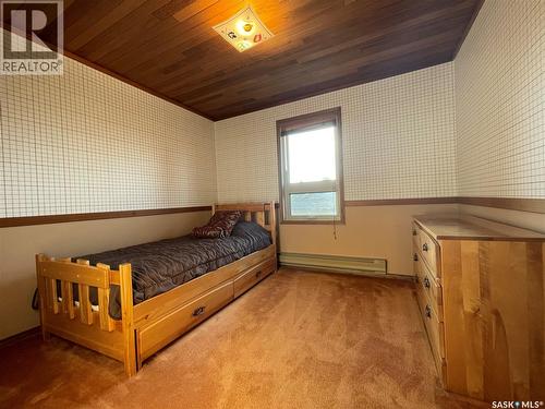 38 Sunset Drive N, Yorkton, SK - Indoor Photo Showing Bedroom