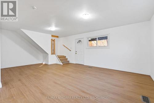 396 Fairview Road, Fort Erie (Crescent Park), ON - Indoor Photo Showing Other Room