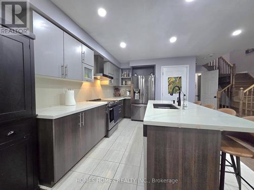 170 Golden Springs Drive, Brampton, ON - Indoor Photo Showing Kitchen With Double Sink With Upgraded Kitchen
