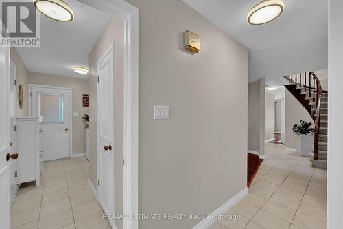 74 Robinson Crescent, Whitby, ON - Indoor Photo Showing Other Room