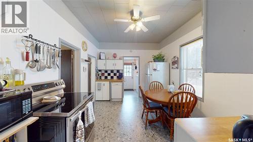 416 T Avenue S, Saskatoon, SK - Indoor