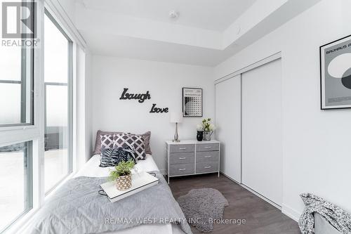 1207 - 270 Dufferin Street W, Toronto, ON - Indoor Photo Showing Bedroom