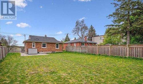 570 Victoria Street S, Kitchener, ON - Outdoor