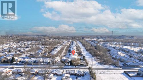 6166 Wildrose Crescent, Niagara Falls (Oldfield), ON - Outdoor With View