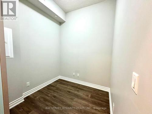 212 - 32 Forest Manor Road, Toronto, ON - Indoor Photo Showing Other Room