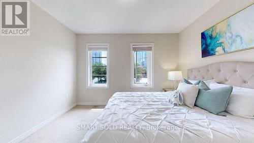 4123 Shipp Drive, Mississauga, ON - Indoor Photo Showing Bedroom