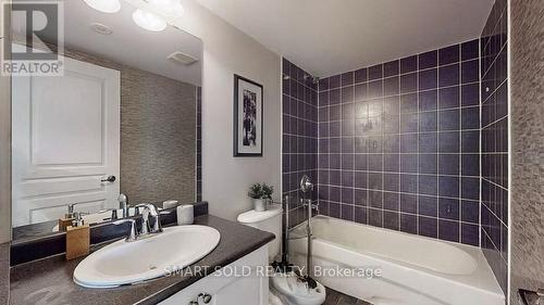4123 Shipp Drive, Mississauga, ON - Indoor Photo Showing Bathroom