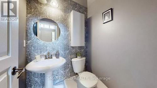 4123 Shipp Drive, Mississauga, ON - Indoor Photo Showing Bathroom