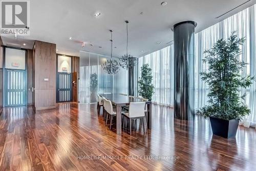 809 - 9 Valhalla Inn Road, Toronto, ON - Indoor