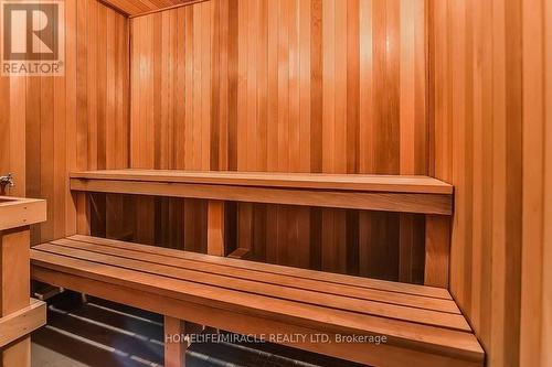 809 - 9 Valhalla Inn Road, Toronto, ON - Indoor Photo Showing Other Room