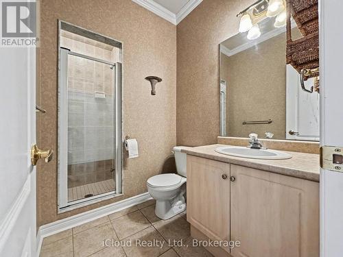 3849 Tacc Drive, Mississauga, ON - Indoor Photo Showing Bathroom