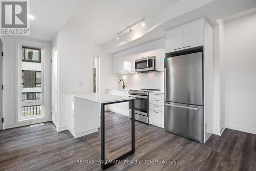 Th1 - 40 Ed Clark Gardens, Toronto, ON - Indoor Photo Showing Kitchen