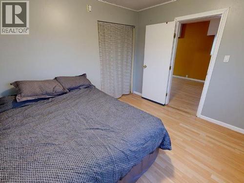 5646 Manson Ave, Powell River, BC - Indoor Photo Showing Bedroom