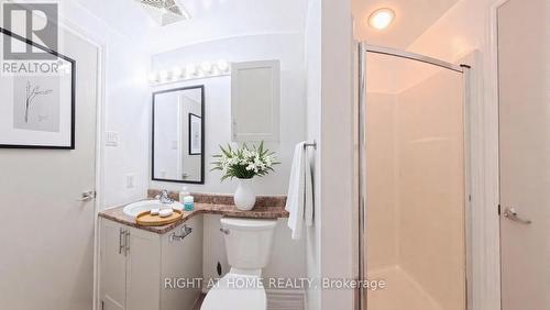 1901 - 234 Rideau Street, Ottawa, ON - Indoor Photo Showing Bathroom